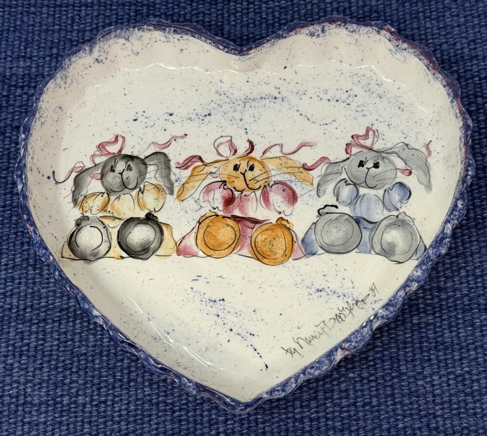 VTG Heart & Soul Heart Bunny Dish Handcrafted & Signed By Nancy Boozer 89’ RARE